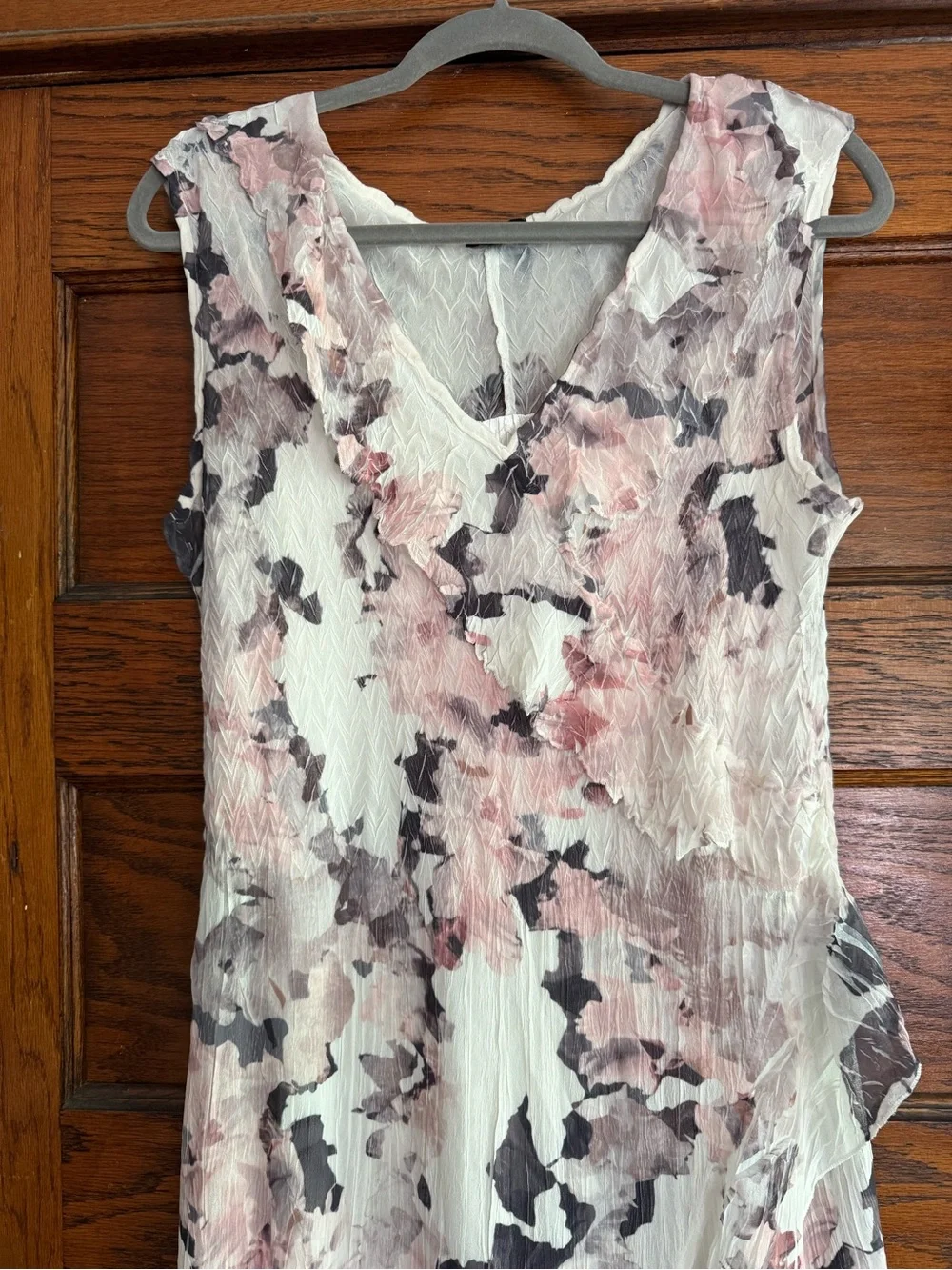 KOMAROV Ruffle High Low Hem Sleeveless Crinkle Fabric V Neck Midi Dress L - Picture 2 of 11